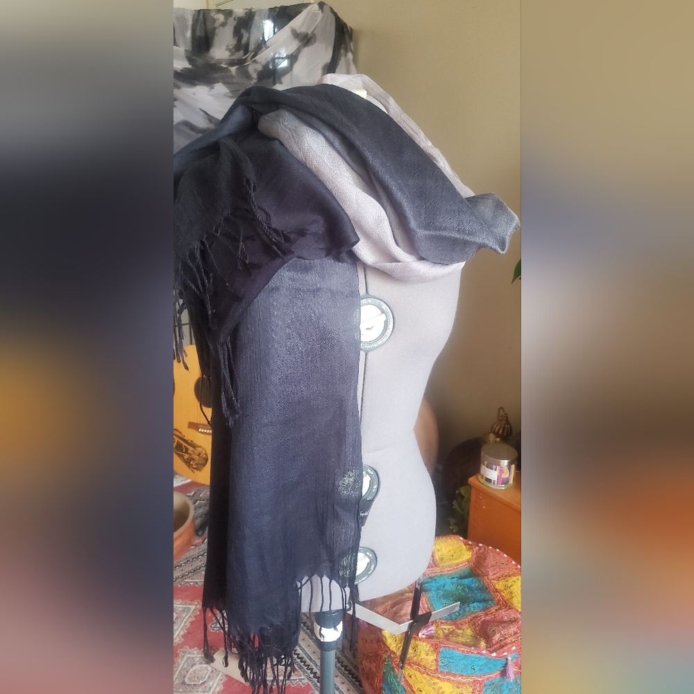Grace Adele Black and Gray Scarf